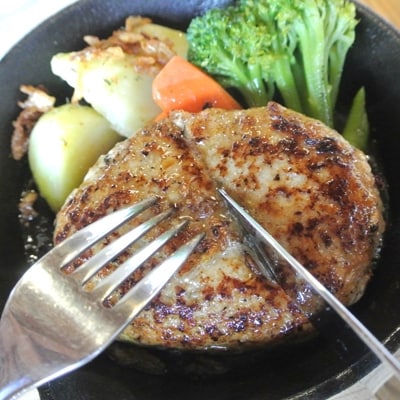 熊本県産モンヴェールポーク　自家製生ハンバーグ9個(120g×3個入り3パック)