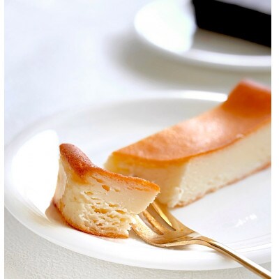 北海道クリームチーズケーキ&平飼い卵のガトーショコラ