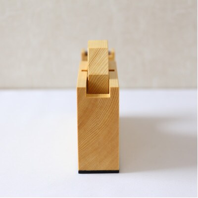 木製テープカッター　ベイヒバ材