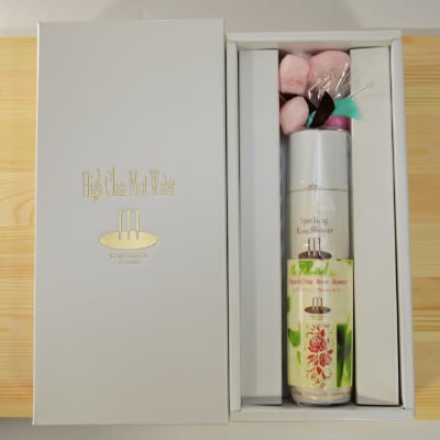 温泉水にローズエキス・コラーゲン配合「スパークリングRシャワー」150g*1本