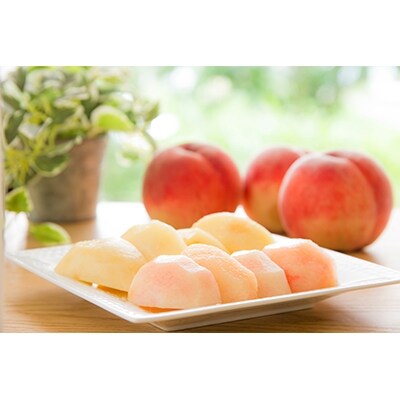 日本一の桃の里・山梨県産  完熟桃　約2Kg (4～7玉)
