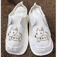 山梨県大月産鹿革使用　赤ちゃんの名入りファーストシューズキット 12cmホワイト