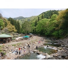 渓流釣り体験と炭火焼きバーベキューコース(4名様)