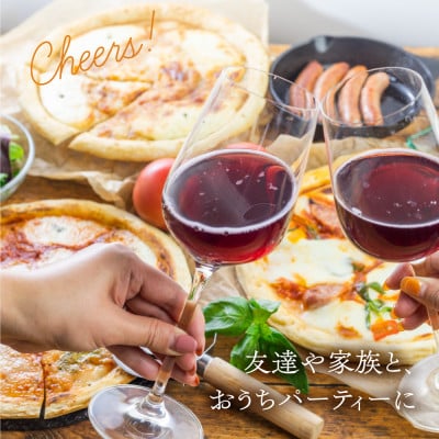 飛騨の牛乳屋・牧成舎のモッツァレラを贅沢に1個使った、モッツァレラたっぷりマルゲリータピザ2枚