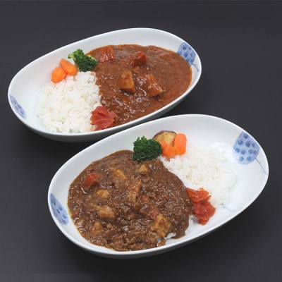 <レンジ対応可>金の桜黒豚スパイシーカレーと焼き干し芋入りカレー(200g×各3袋)