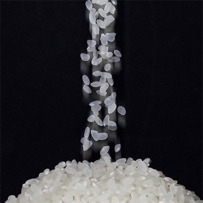 令和7年産【魚沼コシヒカリ】鳥屋ヶ峰山麓米 4kg (精米2kg×2袋)