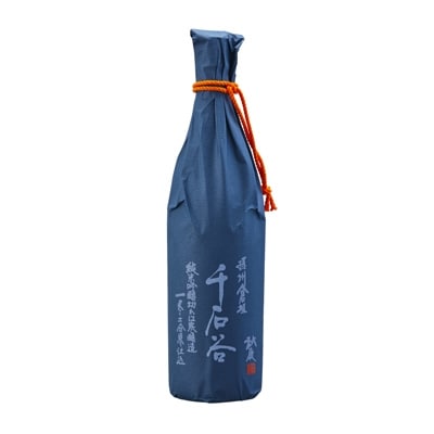【季節限定品】 秋鹿 純米吟醸 倉垣千石谷 秋時雨(箱入り)　1.8L