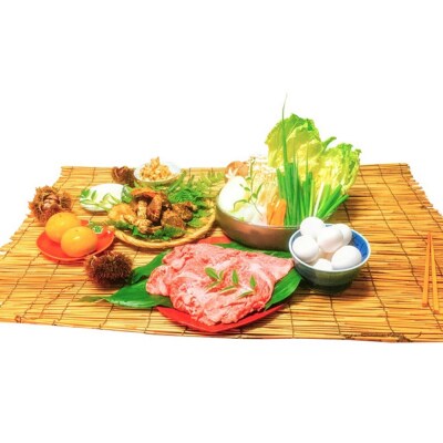 黒毛和牛 近江牛 【上霜】 モモ すきやき・しゃぶしゃぶ用 300g 冷凍 BM10