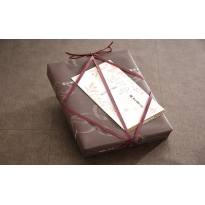 カネ吉山本の近江牛すきやき用[赤身]　【500g】
