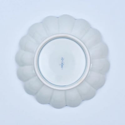 【有田焼】地紋 菊型6.5寸皿 文青 [41APCD101]