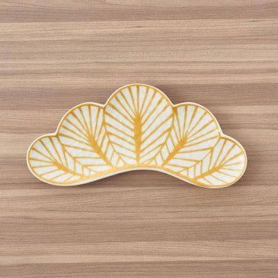 【有田焼】緑松型前菜皿 白松型前菜皿 2点セット  [41APAD013]