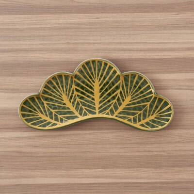 【有田焼】緑松型前菜皿 白松型前菜皿 2点セット  [41APAD013]