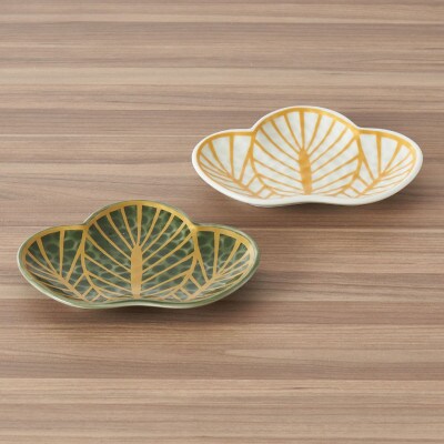 【有田焼】緑松型小皿 白松型小皿 2点セット [41APAD012]