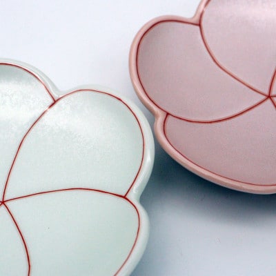 【有田焼】梅型小皿2点セット [41APAD001]