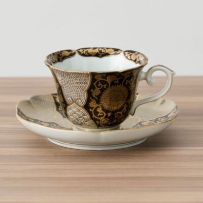 【有田焼】黒濃金彩菊華紋珈琲碗皿 径約9cm  [41APAD022]