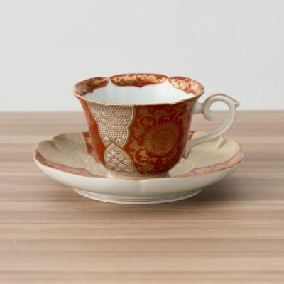 【有田焼】赤濃金彩菊華紋珈琲碗皿 径約9cm[41APAD023]