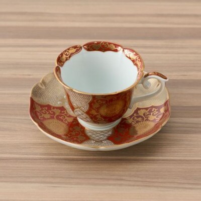 【有田焼】赤濃金彩菊華紋珈琲碗皿 径約9cm[41APAD023]