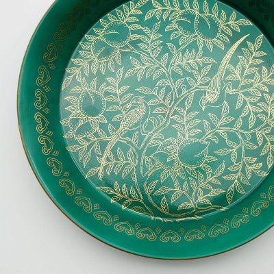 【有田焼】緑巻金彩桃絵 リム付6.5寸フラット皿 [41APAD041]