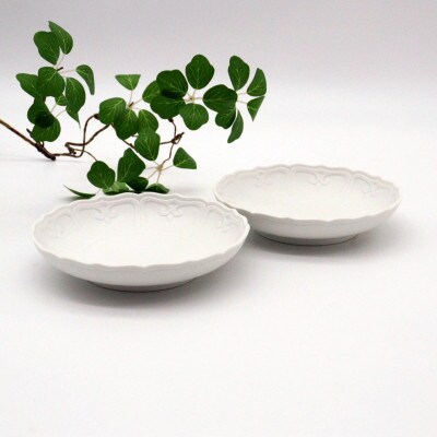 【有田焼】白マット輪花桔梗渕浅小鉢2個セット [41APAD009]