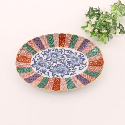 【有田焼】染錦祥瑞菊割楕円皿 [41APAD036]