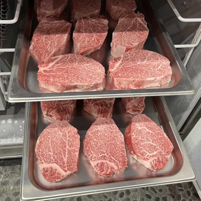 佐賀牛ヒレステーキ約320g(2枚合計)(佐賀県)