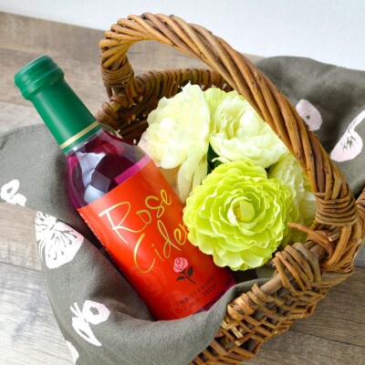 ローズ(薔薇)サイダー 240ml / 10本入