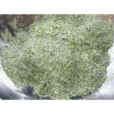 市場になかなかでない品種「静7132」　さわのみどり　100g×10パック