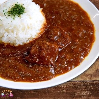 徳之島“生まれ”のざき牛がごろっと入ったスペシャルカリーギフト