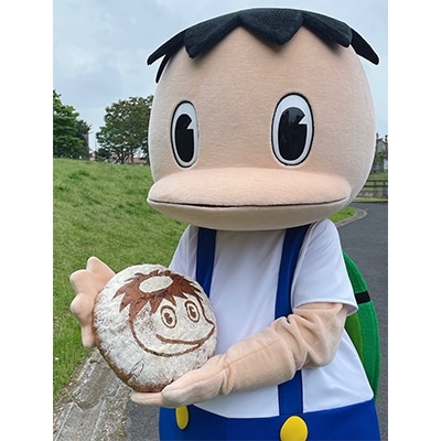 牛久産小麦使用　かっぱのキューちゃん一升パン