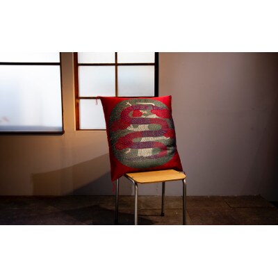 干支座布団 たつ(辰) 八端判59×63cm 洗える座布団カバーと中綿ヌードのセット 日本製