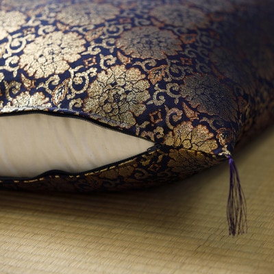 金襴仏壇用座布団　ぼたん 八端判59×63cm 洗える座布団カバーと中綿ヌードのセット 日本製