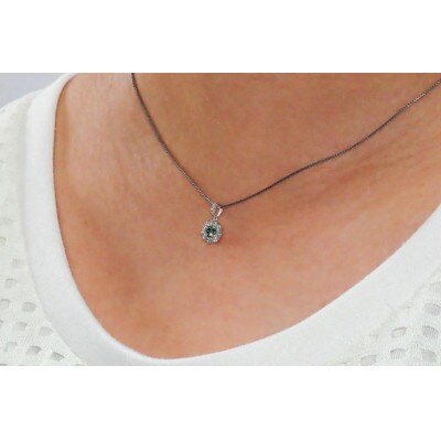 PT(プラチナ)　アイスブルーダイヤモンドペンダント　MJ-1108【宝石鑑別書付き】