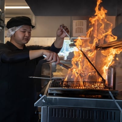 【お歳暮に】「さつま極鶏大摩桜」自家製炭火焼8Pセット