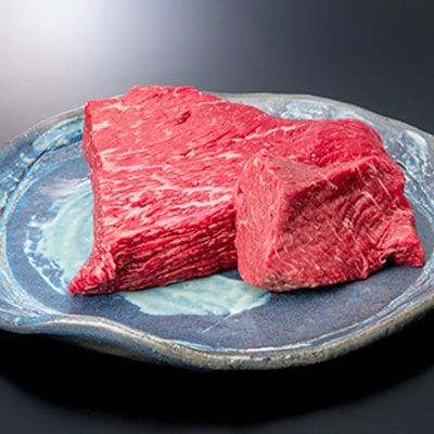 お肉屋さん厳選　A5ランク山形牛カレー・シチュー用(モモ肉)1,2kg前後