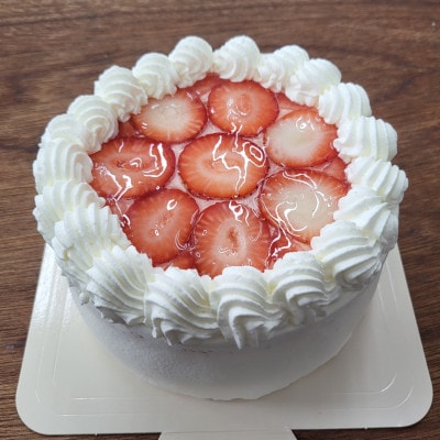 4号 イチゴスライスケーキ