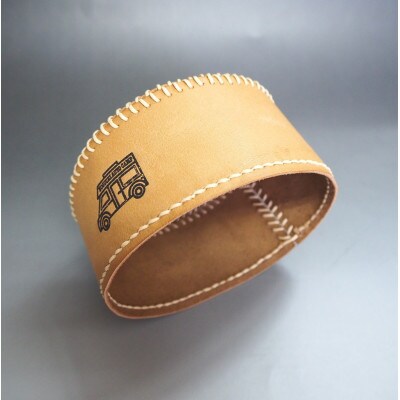心躍るビンテージレザーの質感!牛革OD缶カバー BEIGE  ( 野口オートキャンプ場 協力)