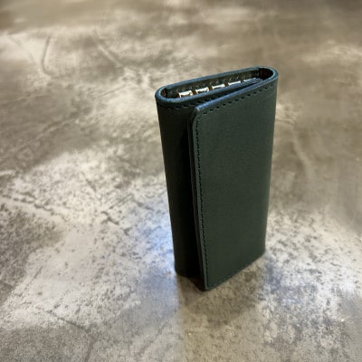 イタリアンバケッタレザーの三つ折りキーケース/グリーン　BK056