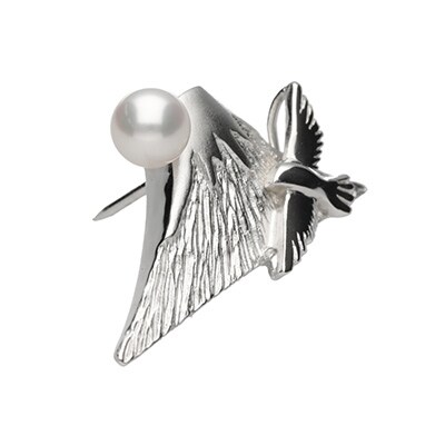 山梨県甲府市産 Silver 富士山タックブローチ 一富士二鷹三茄子 お礼品詳細 ふるさと納税なら さとふる