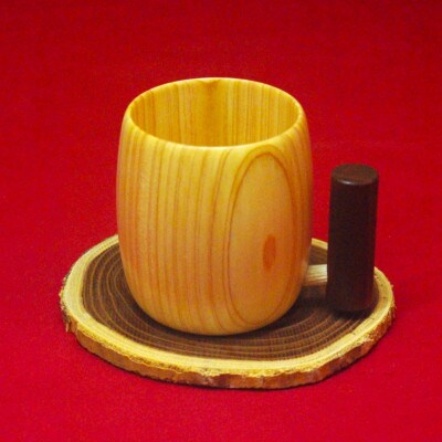 檜のカップ　黒檀の持ち手