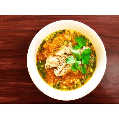 【本格ベトナム料理】3種類セット:チキンフォーとトマトチキンフォーとサッチャムチキンカレー(3食分)