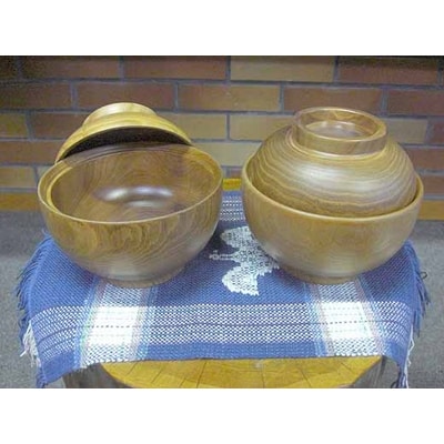 木で作った「どんぶり(ふた付)」2個セット