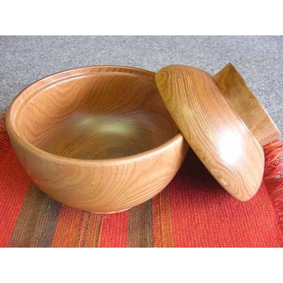 木で作った「どんぶり(ふた付)」2個セット