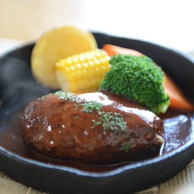 【のし付き】レストランで人気の北海道牛肉100%の無添加ハンバーグ6個セット_01383