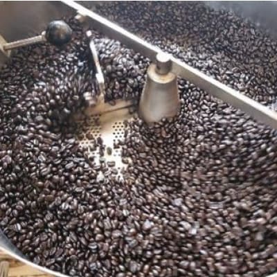北海道旭川焙煎　ワイズコーヒー　旭川市西神楽工場直送　深煎厳選100g×10袋(豆)_01558