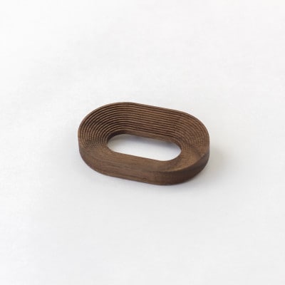 旭川家具　cosine　STEPS ブローチ DAEN　ウォルナット_05785