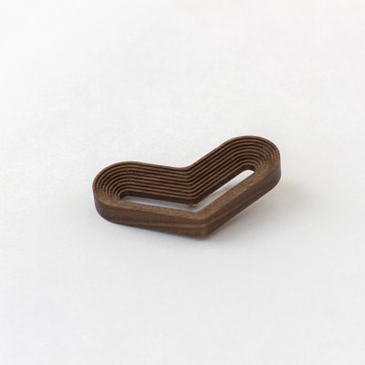 旭川家具　cosine　ブローチ HEART ウォルナット_05787