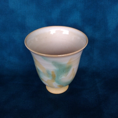 清水筑山作「高取焼　三彩麦酒杯」