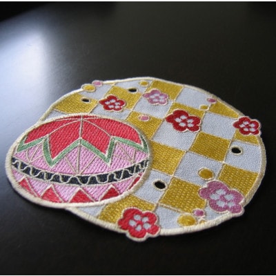 迎春を彩る和モチーフ刺繍コースター毬柄 美しいお正月インテリア