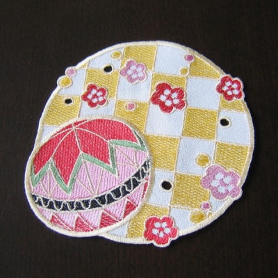 迎春を彩る和モチーフ刺繍コースター毬柄 美しいお正月インテリア