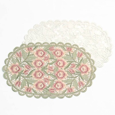 立体感のある全面刺繍カットワークテーブルセンター アルテローザ　30x45cm　カラー